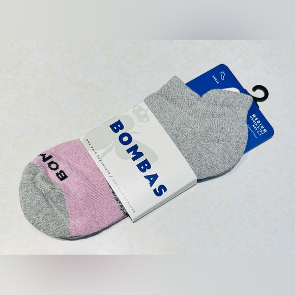 Bombas Athletic Ankle Socks in Gray and Pink - Picture 1 of 2